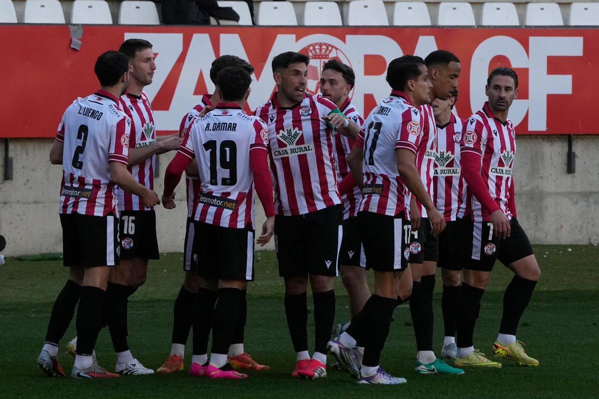 Las imágenes del partido entre el Zamora CF y el CD Guadalajara Las imágenes del partido entre el Zamora CF y el CD Guadalajara