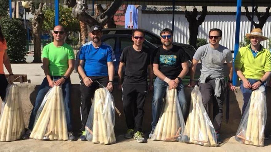 Los bolos huertanos y el caliche entran en las aulas