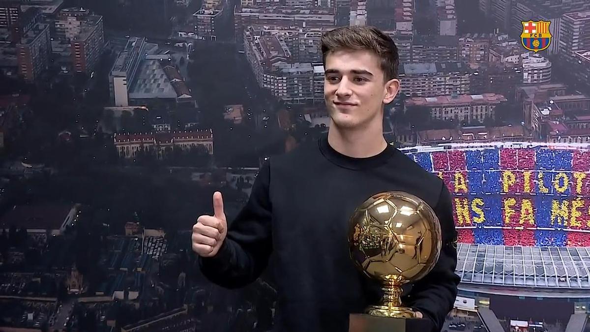 Gavi recibió el premio Golden Boy 2022