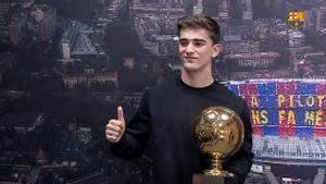 Gavi recibió el premio Golden Boy 2022