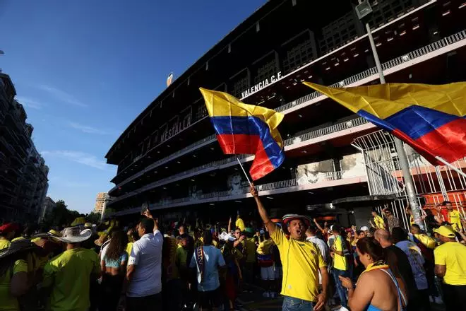 Colombia tiñó de amarillo las gradas de Mestalla