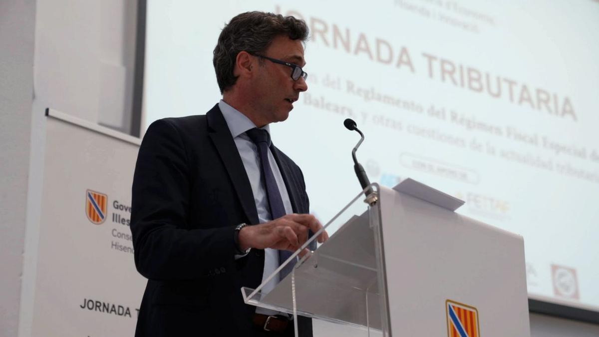 El vicepresidente del Govern, Antoni Costa,  inauguró la jornada.  | CAIB