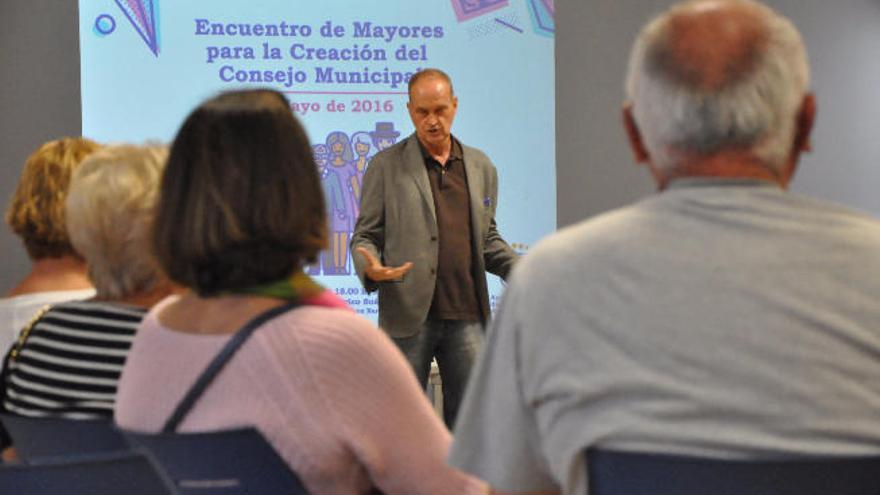 Preparativos para el Consejo de Mayores