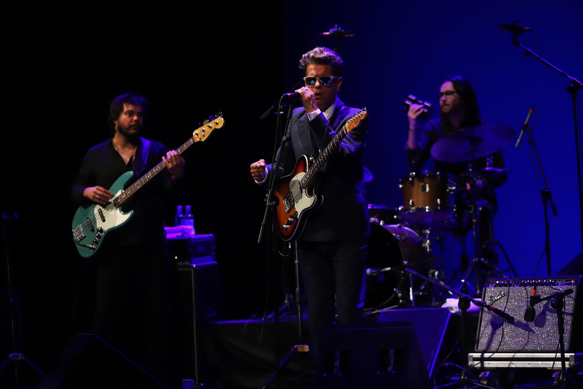 Juan Perro derrocha "Libertad" y emociones en el Gran Teatro de Córdoba