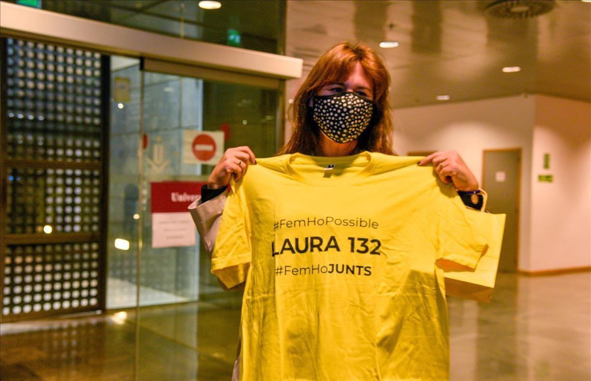  La candidata de JxCat a la presidencia de la Generalitat, Laura Borrás, durante el acto de campaña electoral en Lleida. 