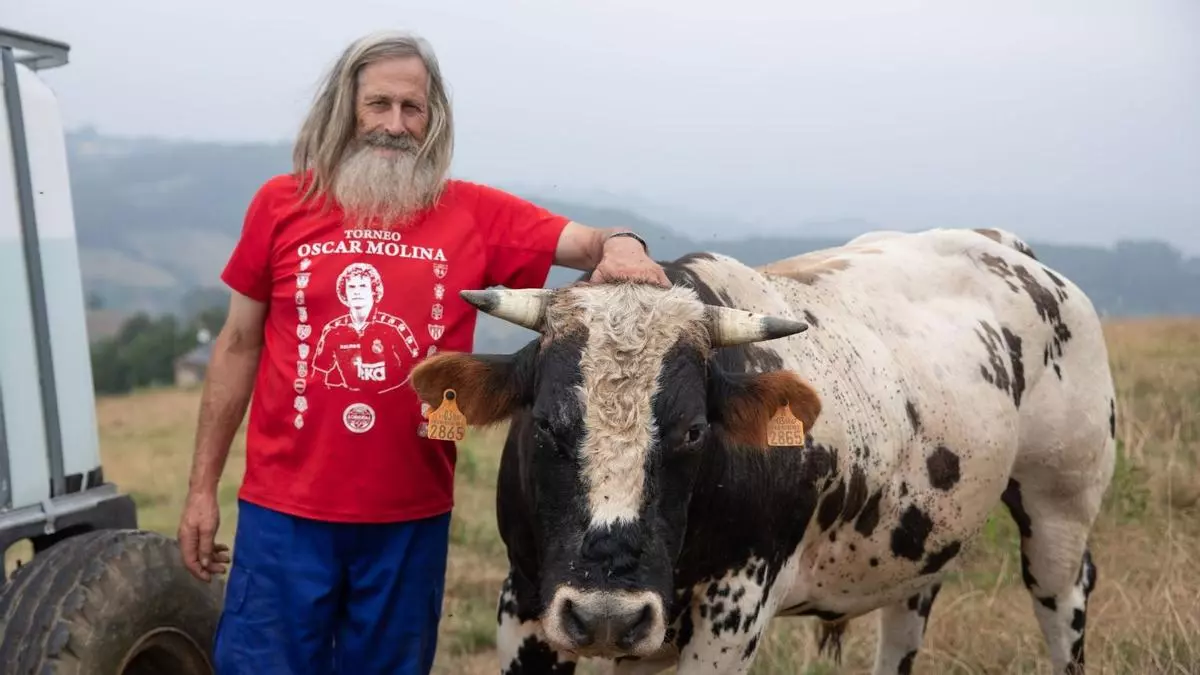 Marcelino Álvarez, vecino de Ruedes: "La ciudad para mí no tiene calidad de vida; el ruido de los motocarros a las 5 de la mañana te fastidiaba la noche"