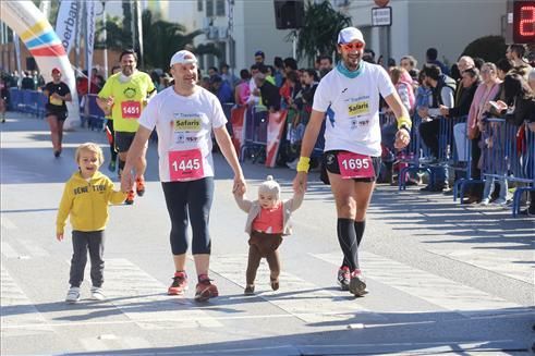 Búscate si corriste el Maratón o la Media Maratón de Badajoz