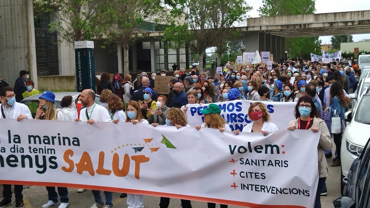 Profesionales sanitarios de la Marina Alta durante una protesta