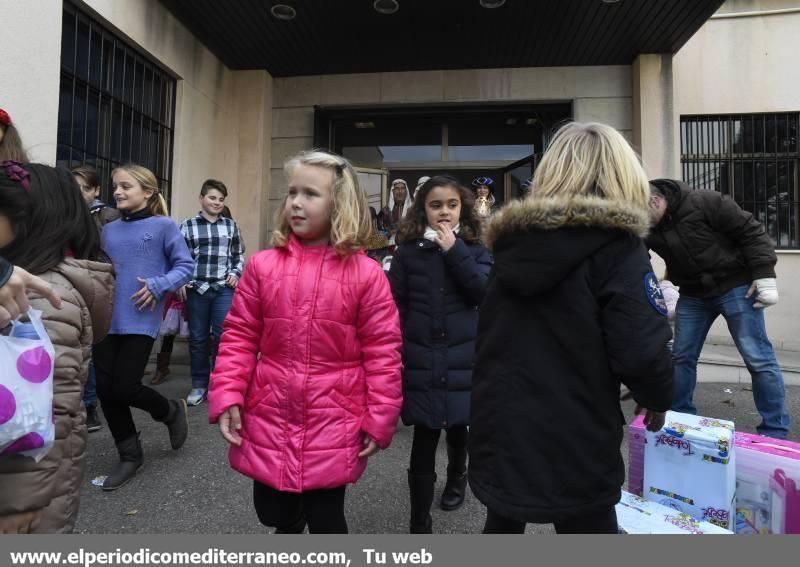 Los Reyes Magos repartieron regalos e ilusiones en Castellón