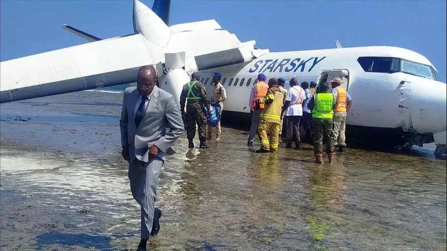 Un avión se estrella en una playa de Somalia sin causar víctimas mortales
