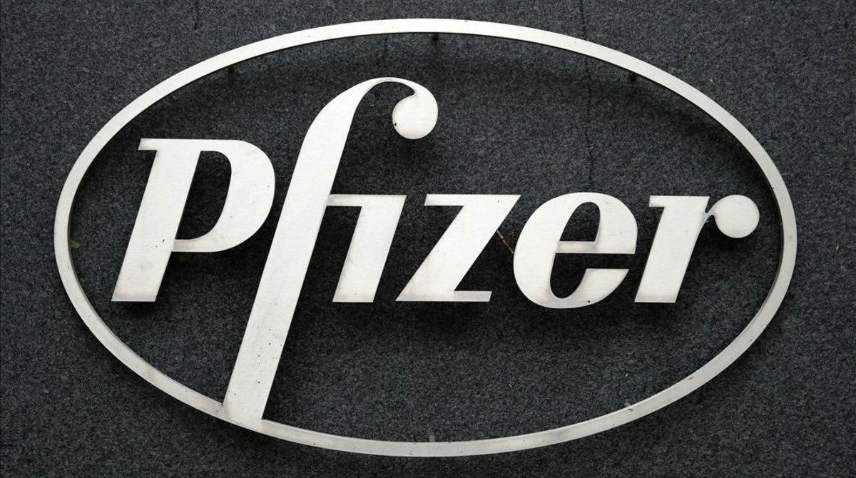 zentauroepp55834572 the pfizer logo is seen at their uk commercial headquarters 201111190547