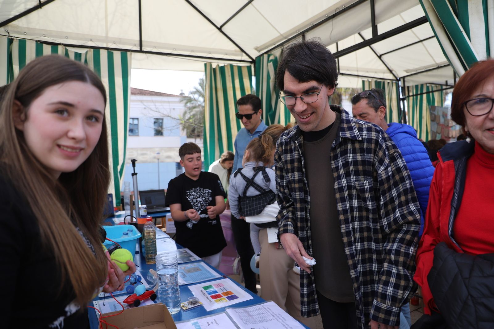Córdoba se da un "Paseo por la ciencia"