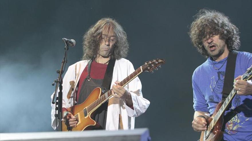 The singer of Extremoduro, Roberto Iniesta, in concert in Cáceres