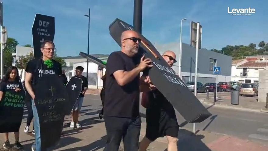 Protesta educativa en Gandia en el octavo día de huelga