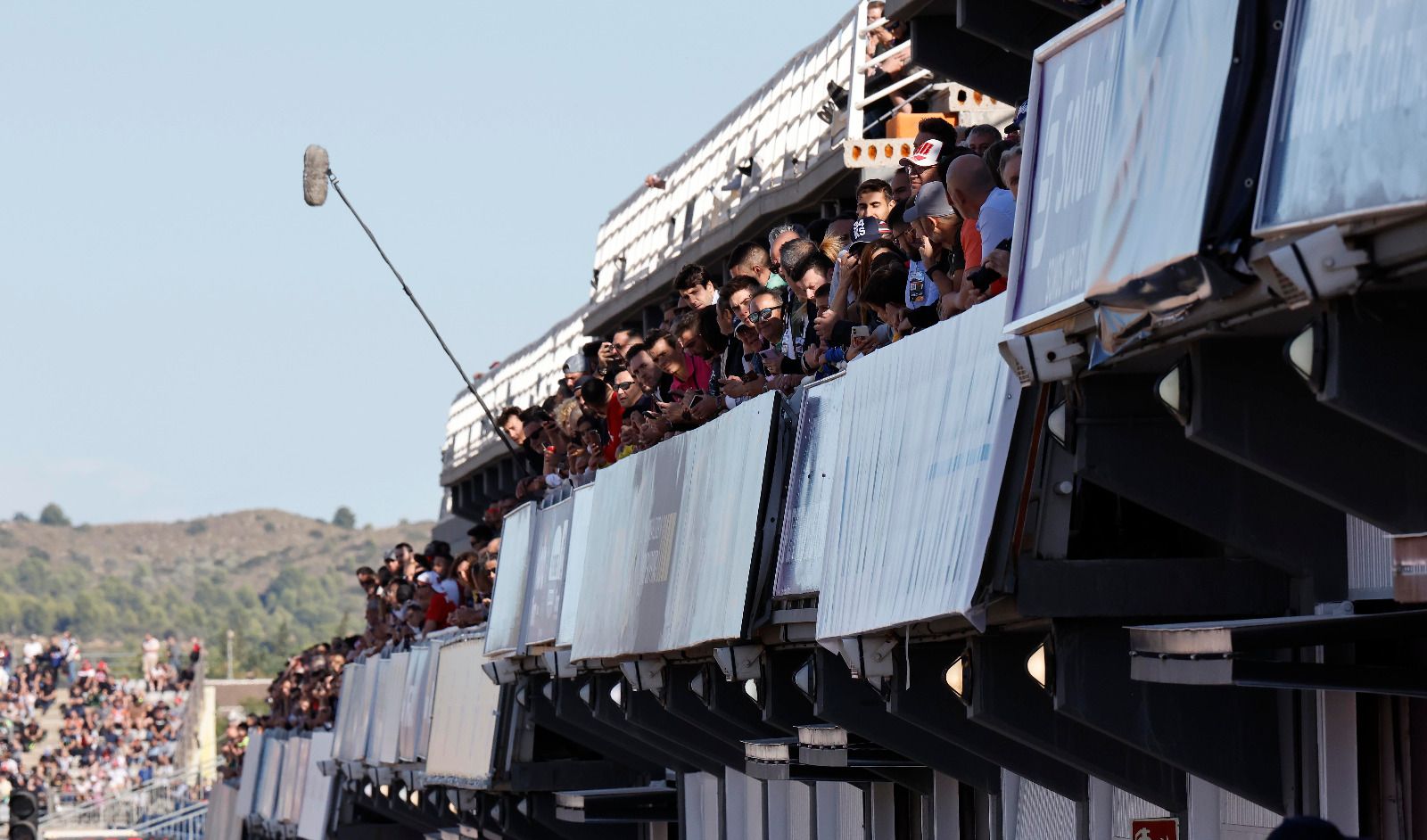 Ambiente entrenamientos MotoGP