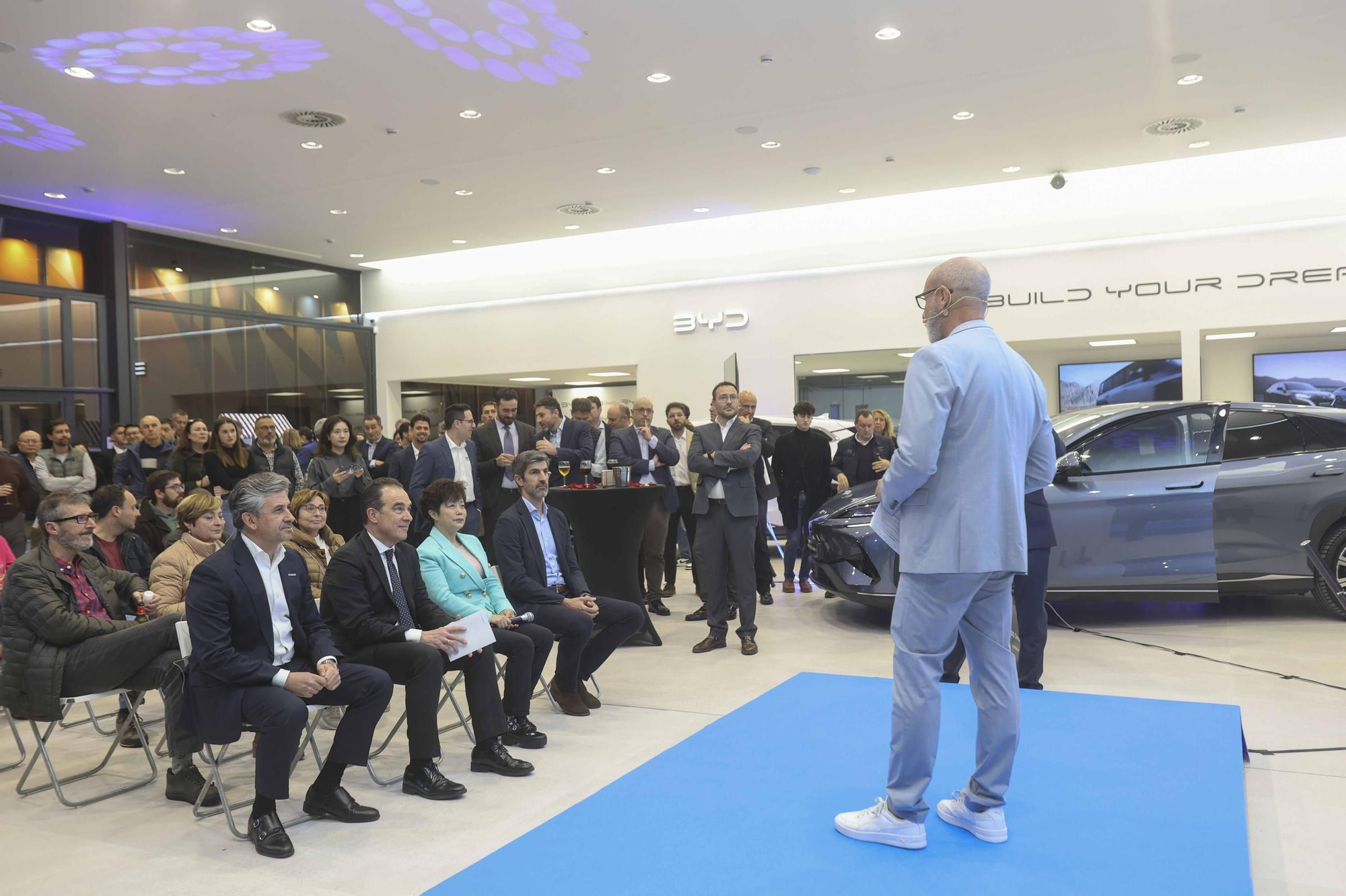QUADIS Dream inaugura el primer centro BYD en Alicante.