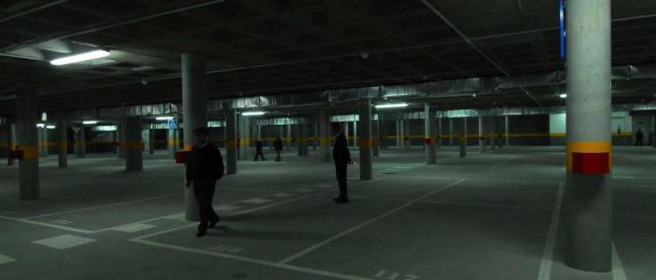El parking subterráneo de la estación de autobuses de Mieres.