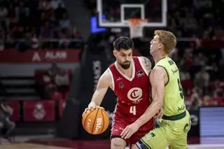 Santi Yusta hace historia con el Casademont: ya es el segundo jugador con más partidos y está a punto de alcanzar el primer puesto