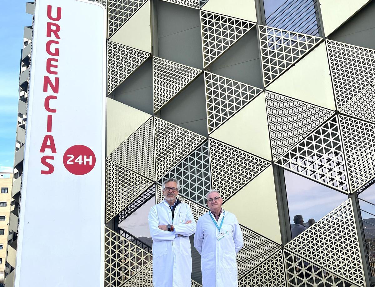 Los doctores Rafael Cuenca y Francisco Sánchez, director médico y jefe del servicio de Urgencias del Hospital Quirón.