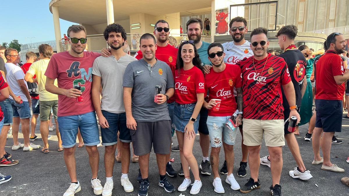 Este es el grupo de jóvenes de Santanyí i es Llombards, a excepción de uno que faltó ese día, que acudirá a la final de Sevilla.