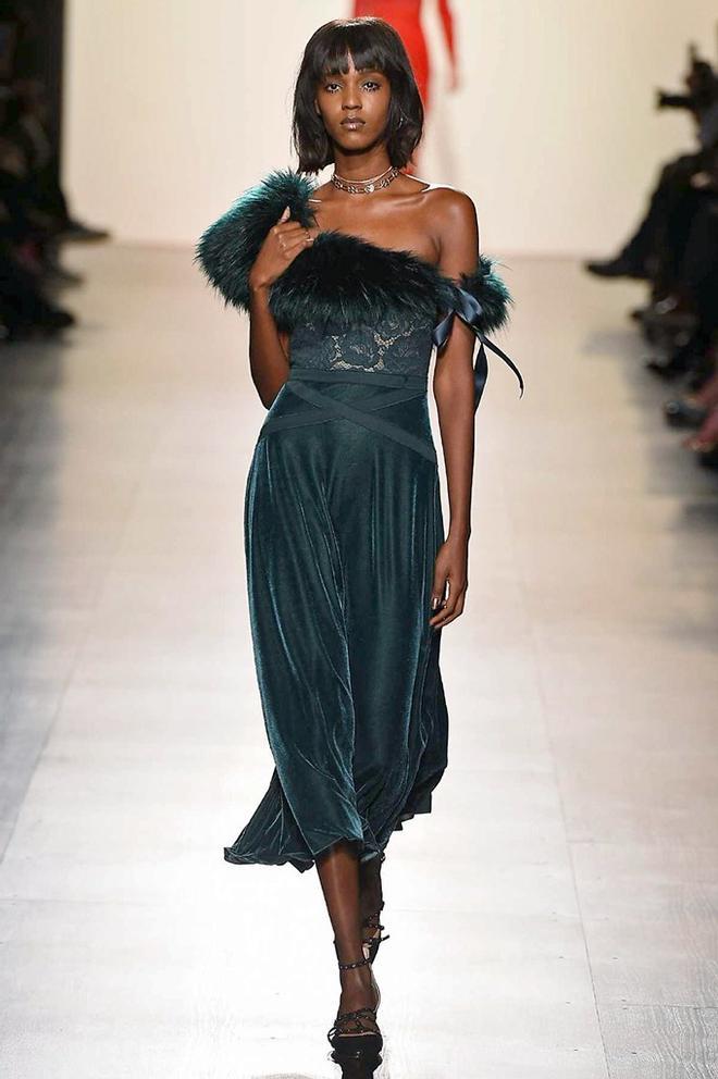 Tadashi Shoji