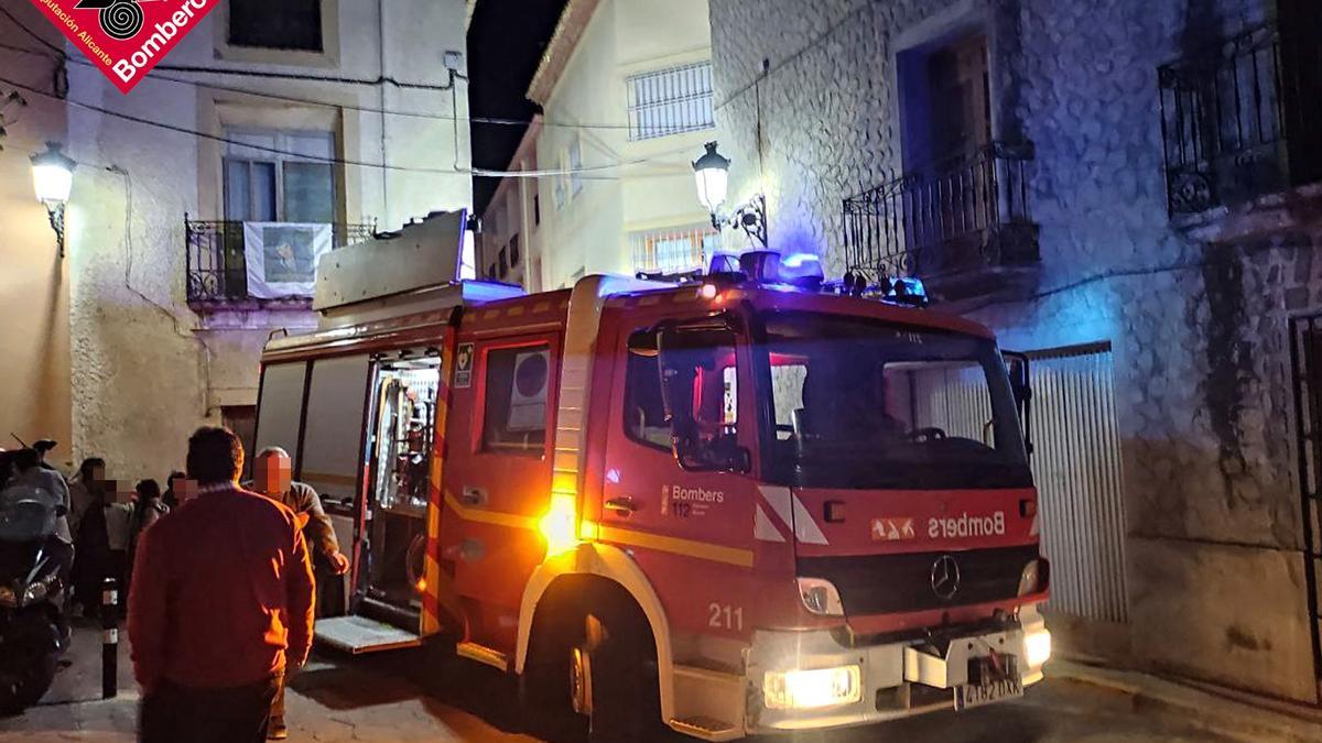 Intervención de los bomberos en Relleu