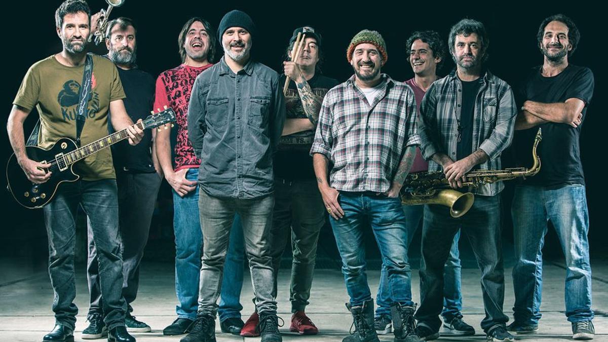 La Vela Puerca, emblemática banda uruguaya, anda celebrando su trigésimo aniversario.