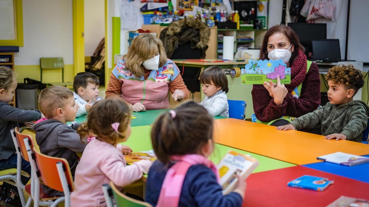 Alumnos del aula de 2 años del colegio Manuel Pacheco de Suerte de Saavedra.