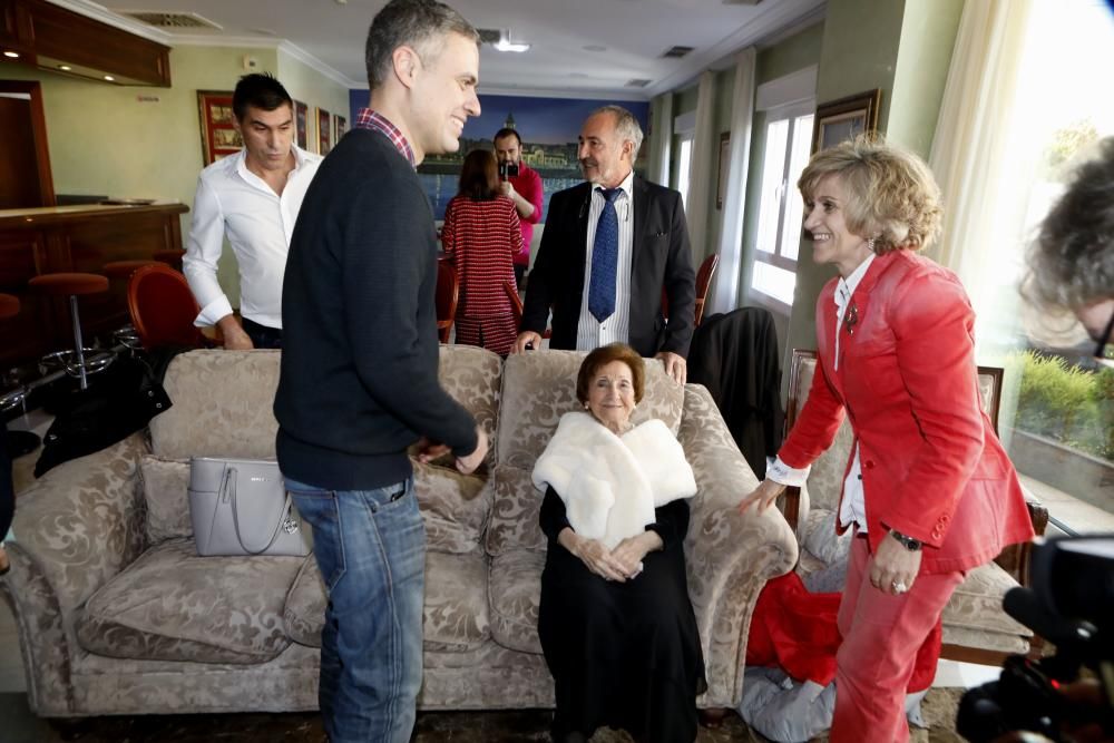 Homenaje a Ángeles Flórez Peón, Maricuela, en el centenario de su nacimiento