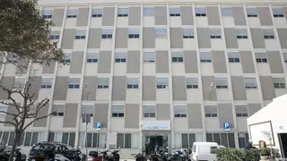 El CAP de la Barceloneta saldrá del Hospital del Mar en 2029 para ocupar una antigua clínica y tres casitas históricas