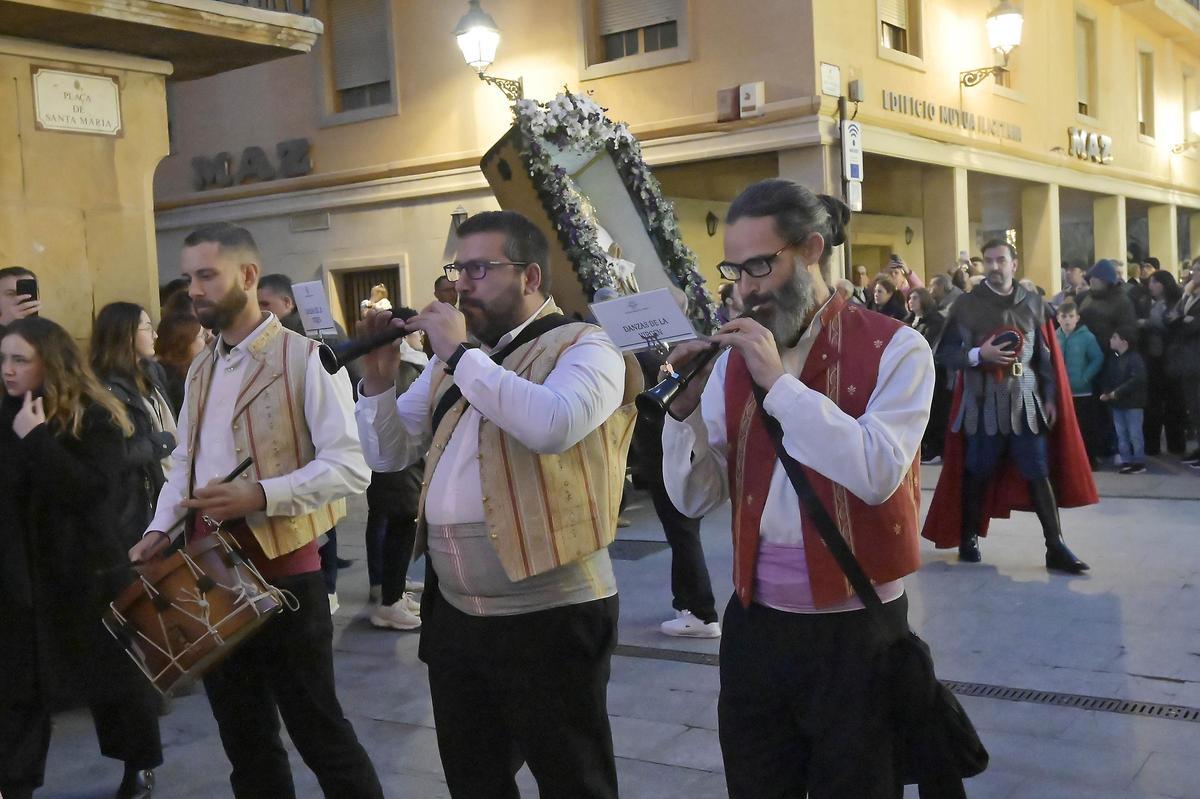 Bienvenida a la Virgen en la Basilica de Santa Maria