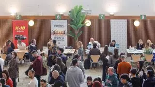 A la caza de trabajadores en la XV edición de 'Santa Eulària se n’Ocupa': 1.800 ofertas de empleo en Ibiza para 580 aspirantes