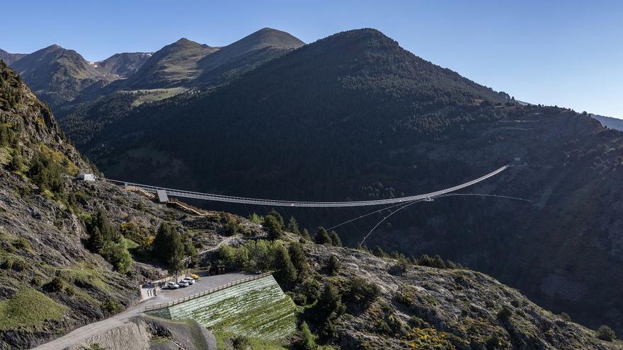 Andorra estrena el Puente Tibetano de Canillo