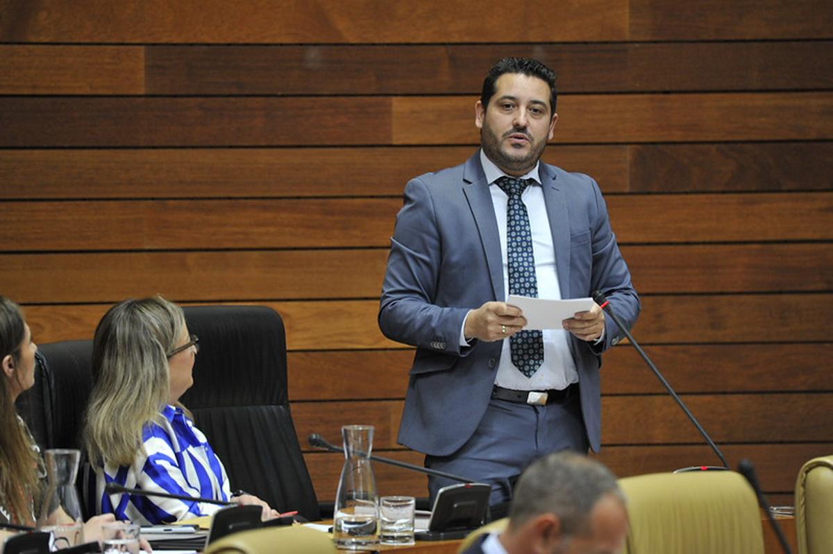 El diputado socialista Julio César Rodríguez, en la Asamblea de Extremadura.