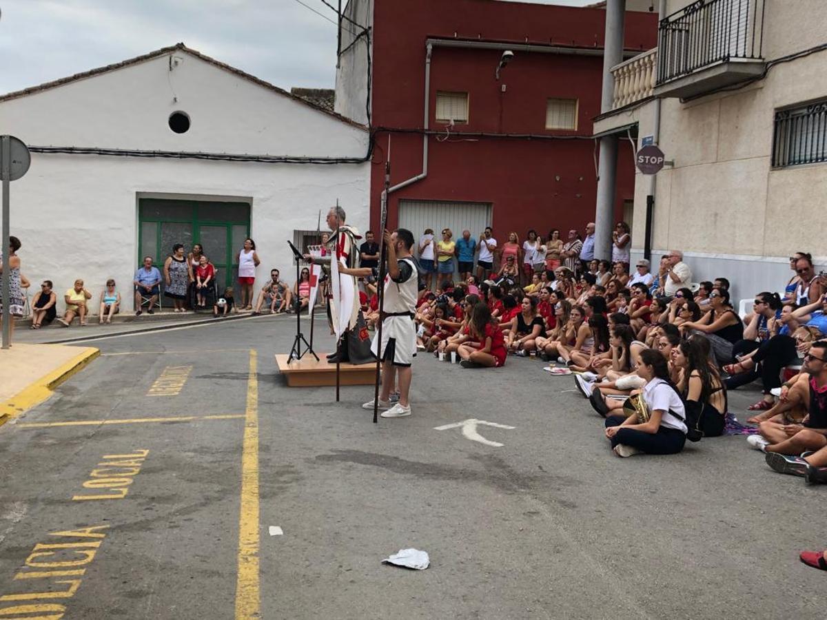 Tradicional «Embaixada» de los Moros y Cristianos de Alfarrasí.