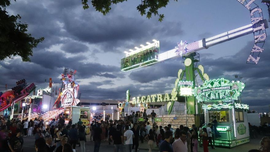 Córdoba se mantiene en aviso amarillo ¿lloverá a la hora del encendido de la Feria?