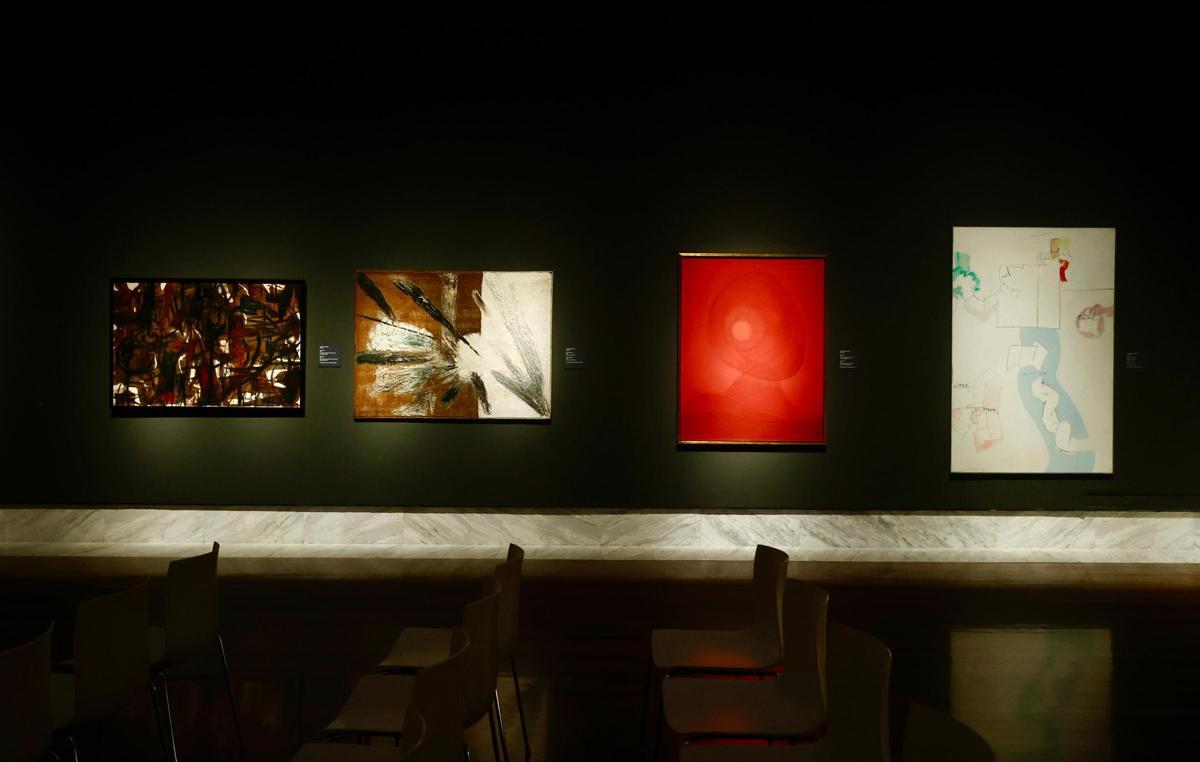 El Museo de Bellas Artes de València desempolva su colección de arte contemporáneo: Michavila, Yturralde o el Equipo Crónica componen 'Tiempos Modernos'