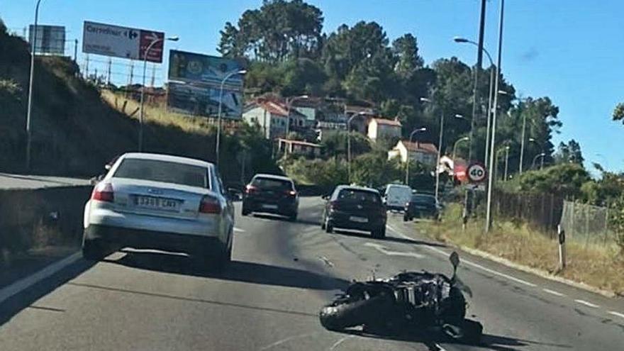 La motocicleta de la víctima, tras el siniestro.