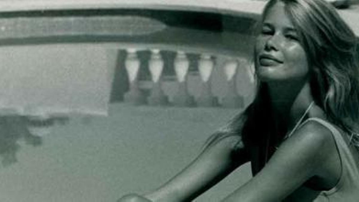 La primera entrevista a Claudia Schiffer en su casa de Andratx