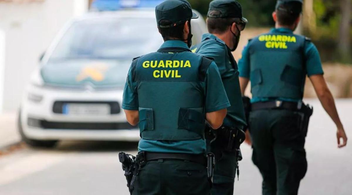 Agentes de la Guardia Civil