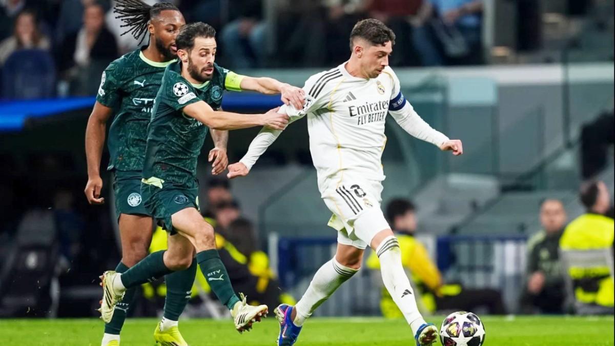 Bernardo Silva sujeta a Valverde