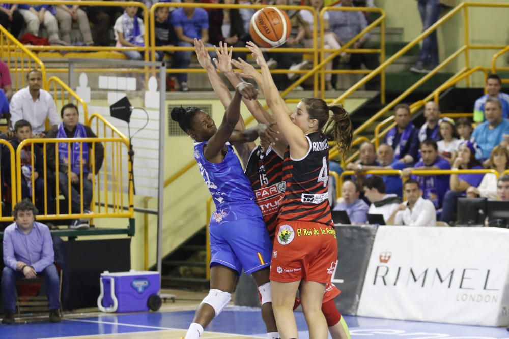 L''Uni no pot superar el Perfumerías Avenida en la final de la Lliga