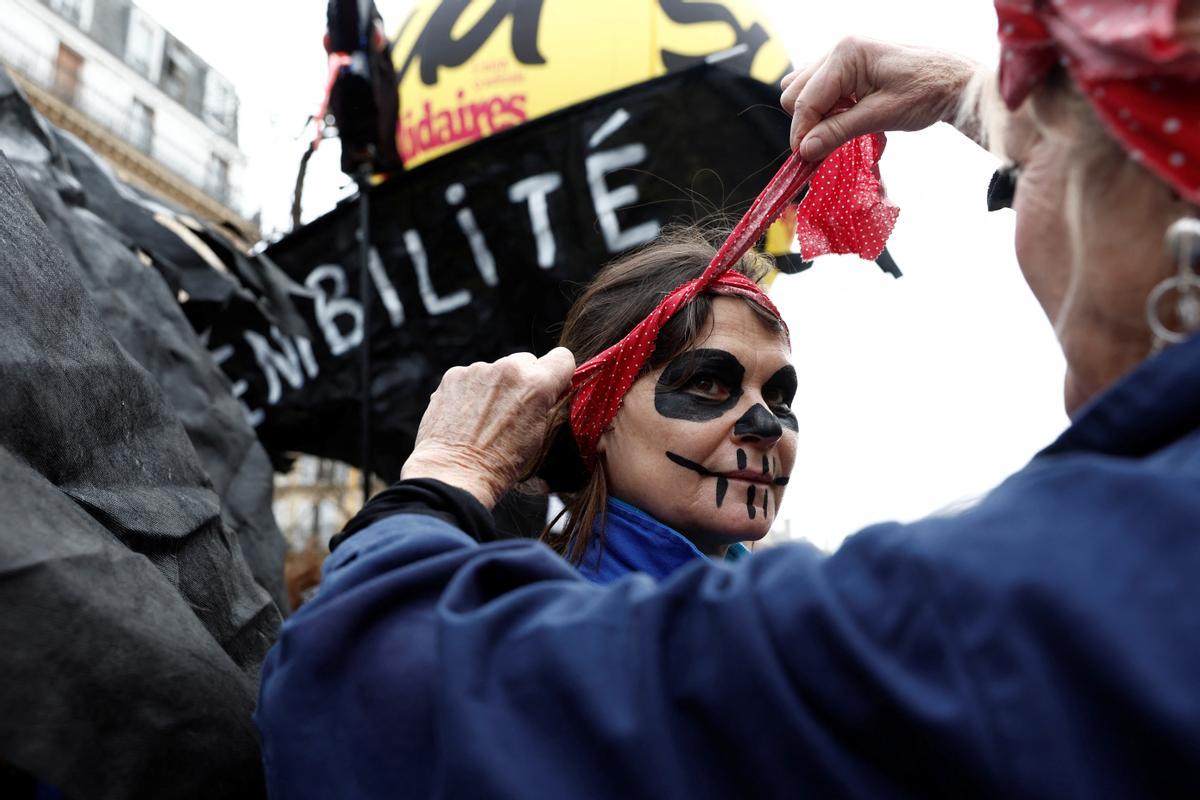 Segundo día de huelgas y manifestaciones en Francia