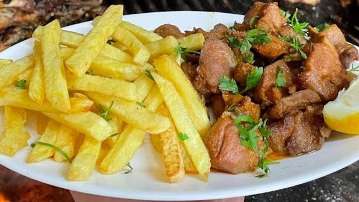 La carne fiesta es uno de los platos estrella del local