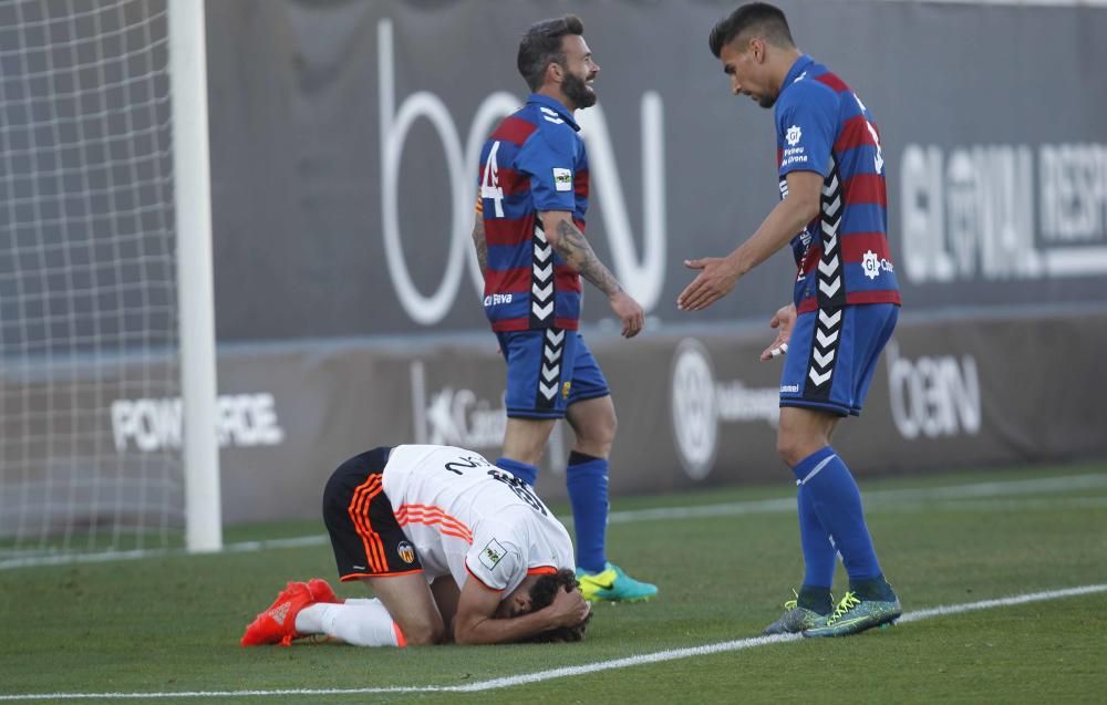 Valencia Mestalla - Llagostera, en imágenes