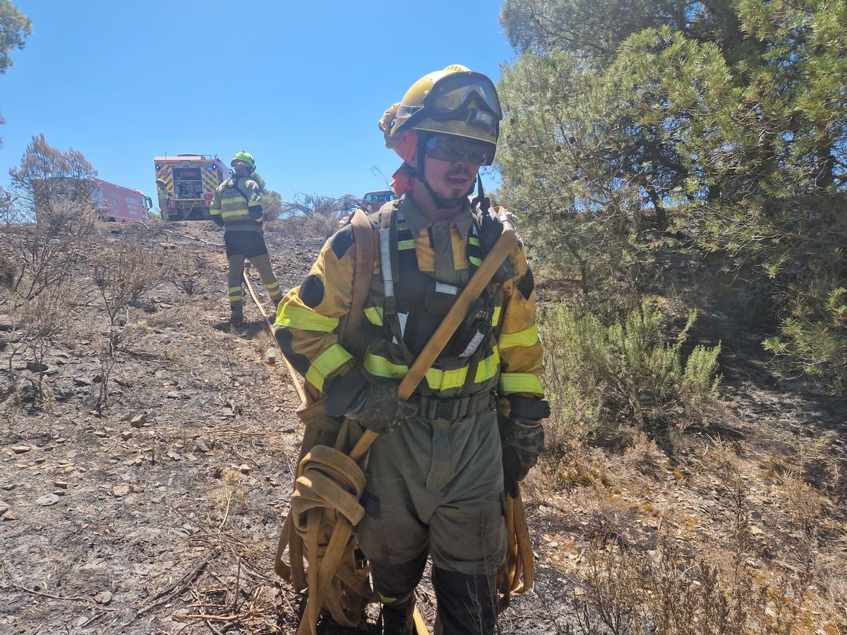 En imágenes I El operativo del Infoar en el sector 1 del incendio de Leciñena, este viernes En imágenes I El operativo del Infoar en el sector 1 del incendio de Leciñena, este viernes