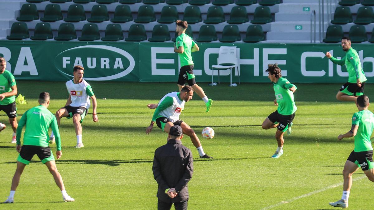 Entrenamiento del Elche cf antes del encuentro de la de la Copa del Rey contra el CD Guadalajara