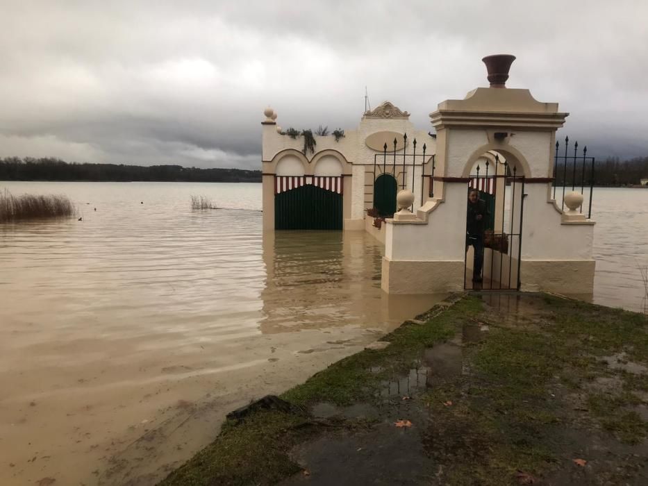 L'Estany de Banyoles ha desbordat