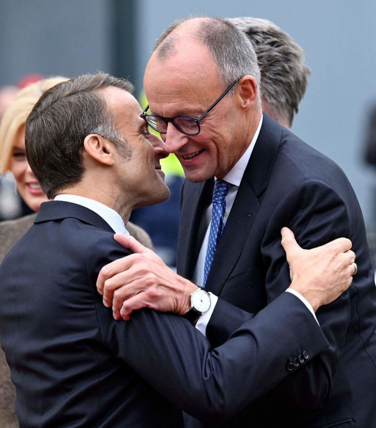 Merz i Macron clamen pel rearmament