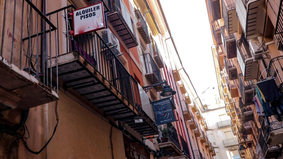 Alquiler de pisos en el centro de Alcoy.